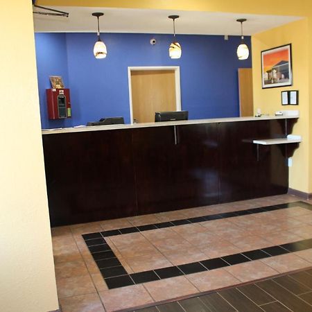 Home Gate Inn & Suites Southaven Extérieur photo
